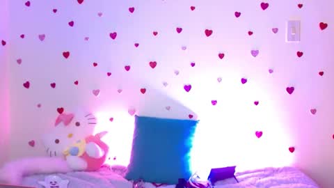 Snapshot of w_kittycat chatting on March 2025 12:00:02 AM kitty SUPORT ME AND MY BABY SINGLE MOMY online show from March 2025 12:00:02 AM