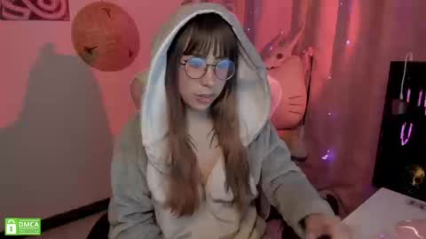 Snapshot of waifu_aika chatting on March 2026 05:25:01 AM AIKA online show from March 2026 05:25:01 AM