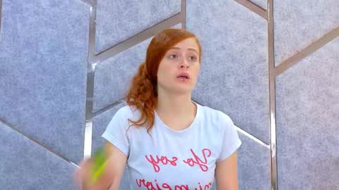 Snapshot of wanda_roberts chatting on October 2025 01:54:01 PM Wanda Robertss online show from October 2025 01:54:01 PM