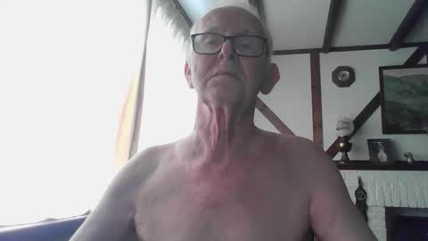 Snapshot of wanderer1090 chatting on May 2026 11:50:01 AM wanderer1090 online show from May 2026 11:50:01 AM