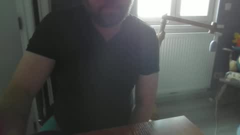 wanderlook online show from March 2026 01:50:01 PM