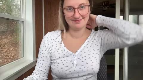 Snapshot of wanderlustjade chatting on December 2024 04:47:02 PM Jade  Adonis online show from December 2024 04:47:02 PM