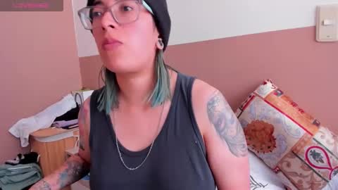 Waningrose  Lu online show from October 2025 04:07:02 PM