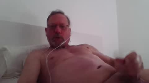 Tibo Love online show from April 2026 08:23:01 AM