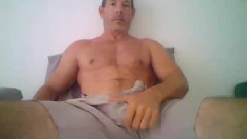 Snapshot of want_to_be_recognized chatting on April 2026 05:21:02 PM want_to_be_recognized online show from April 2026 05:21:02 PM