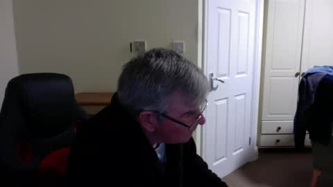 wanttobefree90 online show from April 2026 07:39:02 PM