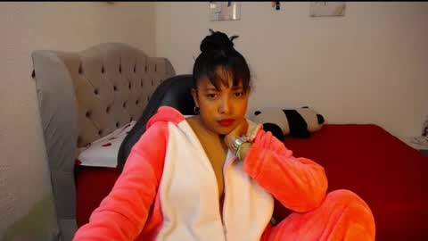 Snapshot of warisgoddes chatting on June 2026 09:14:01 AM EMILY online show from June 2026 09:14:01 AM