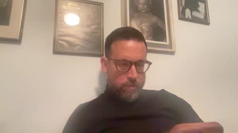 Snapshot of warispeace666 chatting on January 2026 09:35:01 AM warispeace666 online show from January 2026 09:35:01 AM