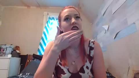 warwhore24 online show from December 2024 06:05:01 PM