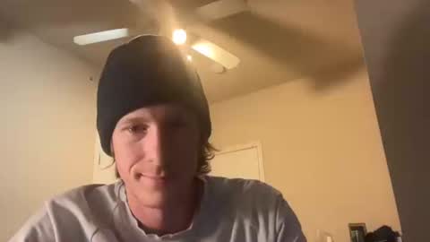 Im this ISH..CBs best male cam whore. OG. online show from November 2025 05:51:02 AM