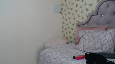 Milf Latina online show from April 2026 01:30:01 PM