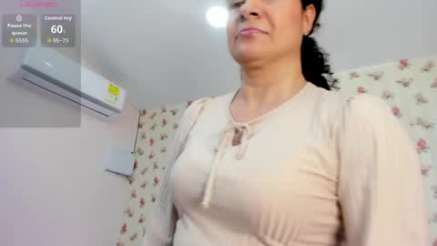 Milf Latina online show from May 2026 01:30:01 PM