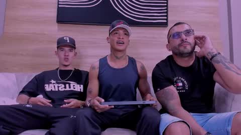 Jhonny Dick  his neighbors. online show from March 2026 07:29:01 PM