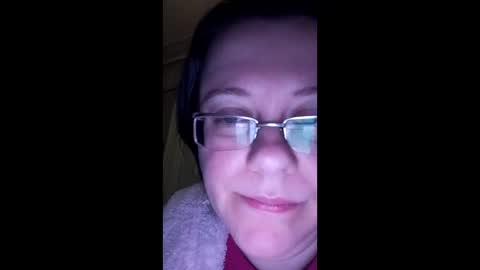 Snapshot of webgirl2 chatting on December 2024 03:15:01 AM Marina online show from December 2024 03:15:01 AM