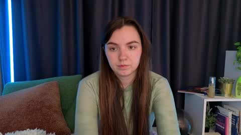 Snapshot of weird_bird chatting on May 2026 10:45:01 AM Weird Bird online show from May 2026 10:45:01 AM