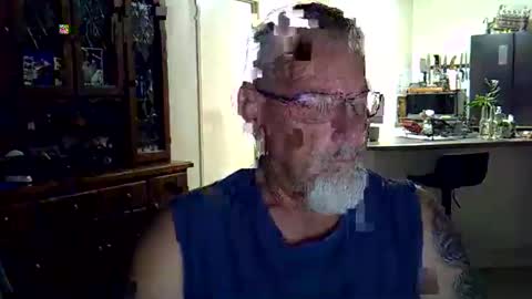 Wellhelloo online show from February 2026 05:31:01 PM