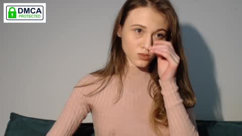 Milena online show from January 2025 06:57:02 PM