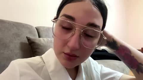 Snapshot of wendolynmusil chatting on April 2026 02:07:02 PM Anna online show from April 2026 02:07:02 PM