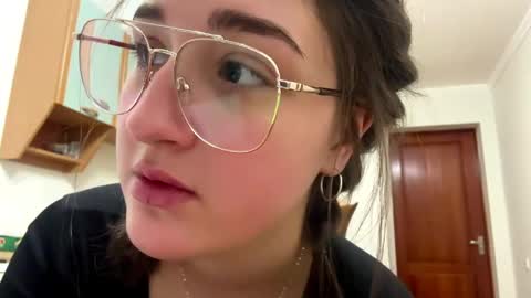 Snapshot of wendolynmusil chatting on April 2026 04:32:02 PM Anna online show from April 2026 04:32:02 PM