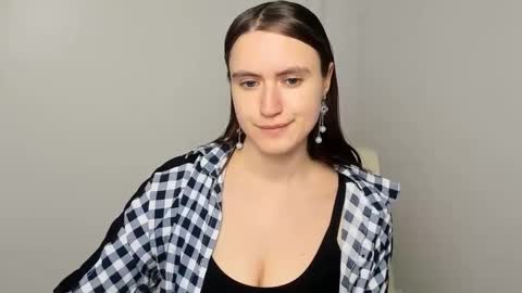 Snapshot of wendy_say_ chatting on February 2025 07:52:01 PM Wendy online show from February 2025 07:52:01 PM