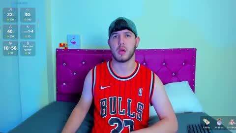 Snapshot of wendyyhot69 chatting on February 2026 02:45:01 AM wendyyhot69 online show from February 2026 02:45:01 AM