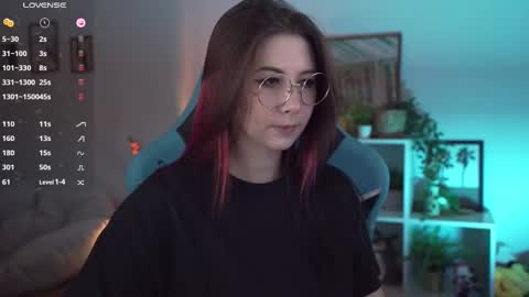 little girl who is always rightLisa online show from February 2025 02:45:02 AM