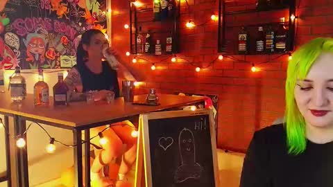 little girl who is always rightLisa online show from September 2025 02:37:02 AM