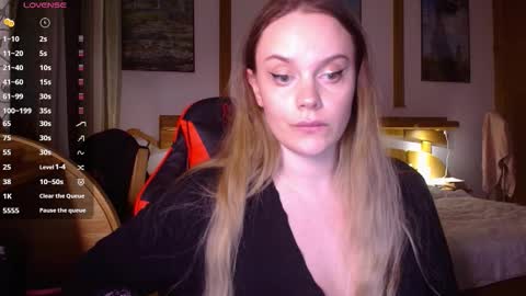 Lana online show from March 2026 08:38:01 PM