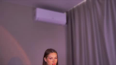 Snapshot of wet_land_ chatting on April 2026 09:28:02 AM wet_land_ online show from April 2026 09:28:02 AM