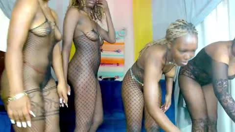 Snapshot of wet_princess1 chatting on April 2026 08:15:01 AM NAYA online show from April 2026 08:15:01 AM