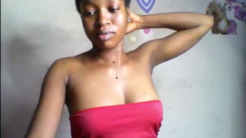 Bella online show from November 2025 10:43:02 PM