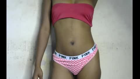 Snapshot of wet_pussy200 chatting on January 2026 01:04:01 PM Bella online show from January 2026 01:04:01 PM