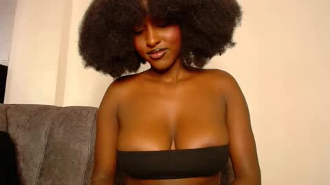 Macey online show from February 2025 12:05:02 PM