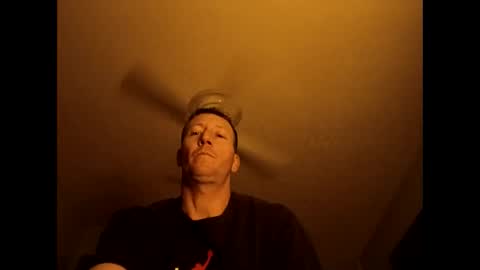 Snapshot of wetduck77777 chatting on February 2026 07:48:01 AM wetduck77777 online show from February 2026 07:48:01 AM