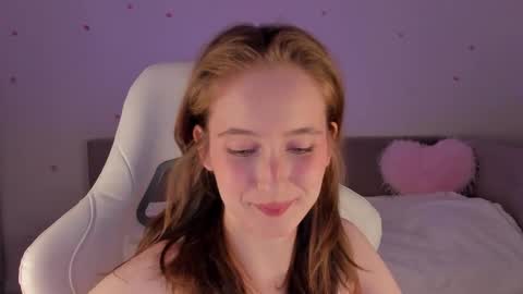 Snapshot of wetinfluence__ chatting on October 2025 07:47:02 PM Sofia online show from October 2025 07:47:02 PM