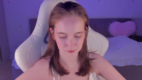Snapshot of wetinfluence__ chatting on October 2025 03:08:01 PM Sofia online show from October 2025 03:08:01 PM