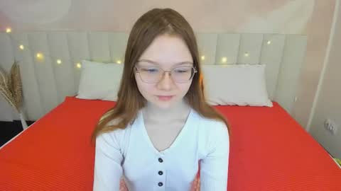 Rossy online show from October 2025 02:12:01 AM