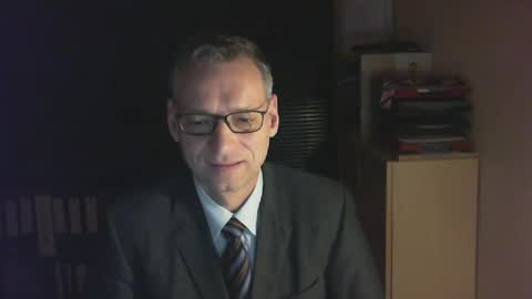 Franz online show from February 2025 03:52:02 AM