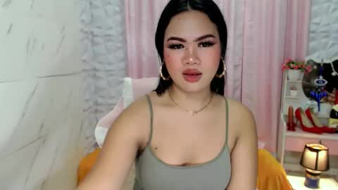 wettie_varsha online show from November 2025 06:40:01 PM