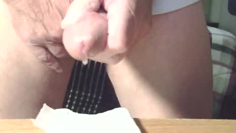 Snapshot of what893 chatting on January 2025 10:28:02 PM what893 online show from January 2025 10:28:02 PM