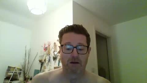 wheelbarrow70 online show from April 2026 08:53:02 PM