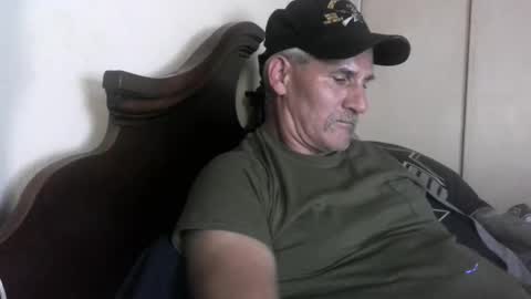 wheenidude online show from May 2026 07:32:02 PM