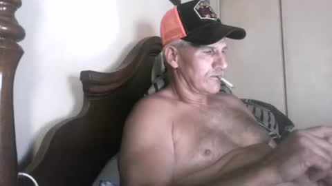 wheenidude online show from May 2026 12:18:02 AM