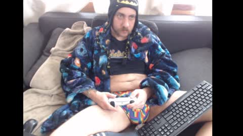 Snapshot of whiskyjane chatting on January 2025 02:11:01 PM Whisky Jane Autumn Cabin Fever online show from January 2025 02:11:01 PM