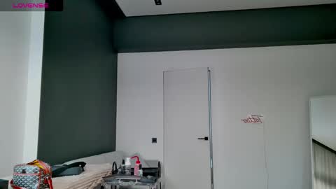 Max online show from September 2025 11:54:02 AM