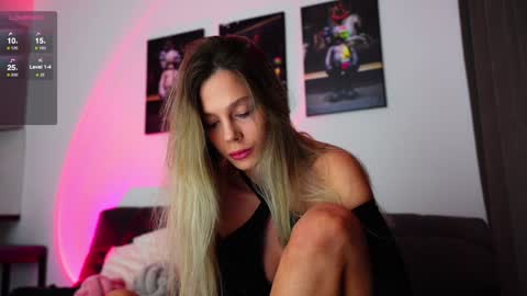 Kate  online show from January 2025 05:09:01 PM