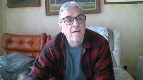 Snapshot of whitebriefs009 chatting on January 2025 01:15:01 PM whitebriefs009 online show from January 2025 01:15:01 PM