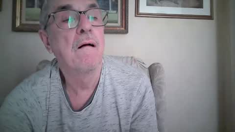 Snapshot of whitebriefs009 chatting on September 2025 08:48:01 AM whitebriefs009 online show from September 2025 08:48:01 AM