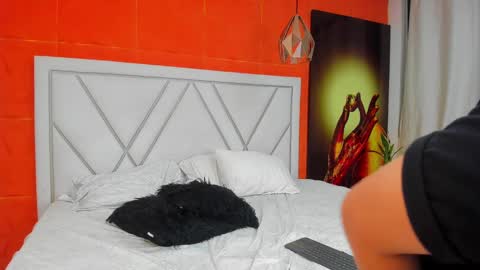 Dylan white online show from February 2025 11:25:02 PM