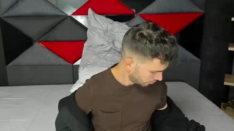 Dylan white online show from March 2025 09:15:02 PM